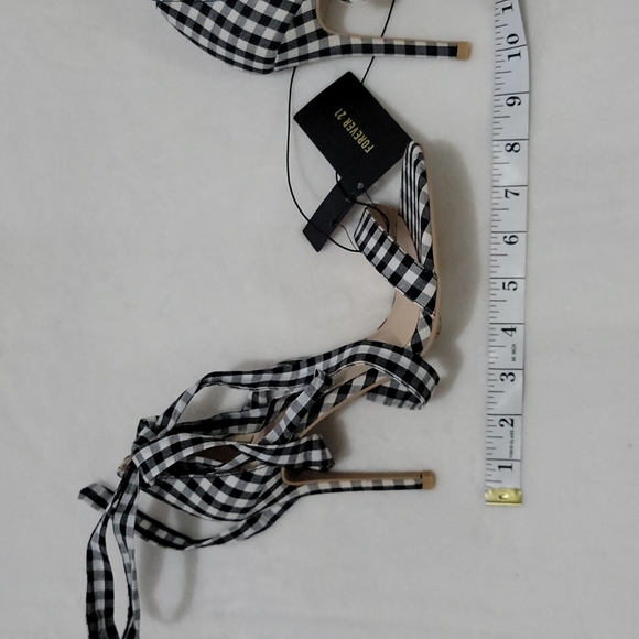 🍄 SEXY SUMMER GINGHAM PLAID SQUARE LEG TIE WRAP HEEL PUMPS - Picture 4 of 4